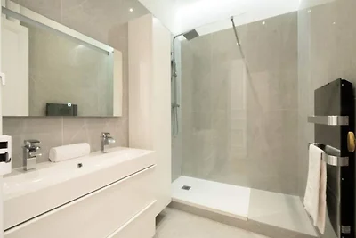 4-Zimmer-Apartment im Herzen der Innenstadt –...