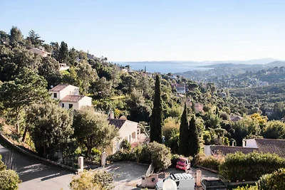 Wohnung in Les Issambres mit Golfblick