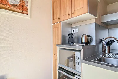 CH8 - DIE PYRAMID CHALETS