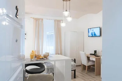 Apartments C-enter - Deluxe Studio Apartment...