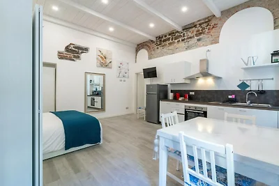 Modern Apartment in Via Carloni