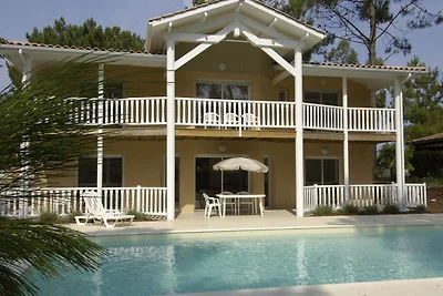 Villa mit privatem Pool in Lacanau-Océan
