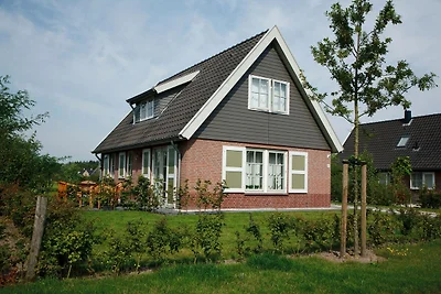 Freistehendes Ferienhaus, Geschirrspüler, 2 k...