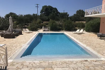 Luxe villa in Peloponnesos
