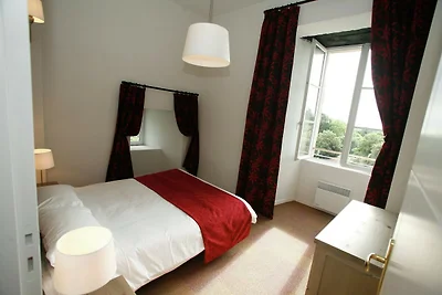 Schöne Wohnung in einem Schloss
