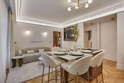 Apartment Matignon St Honore von Studio...