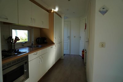 Fijn chalet op een vakantiepark, grenzend aan...