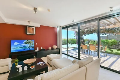 Bungalow mit Gemeinschaftspool