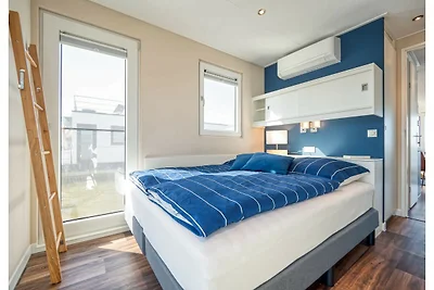 Helle Basis mit Zugang zur Küste