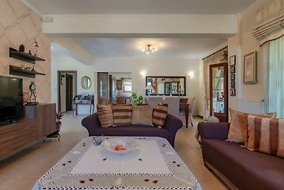 Villa in Prines met Privézwembad