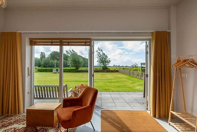 Schönes Ferienhaus in Grijpskerke mit Garten