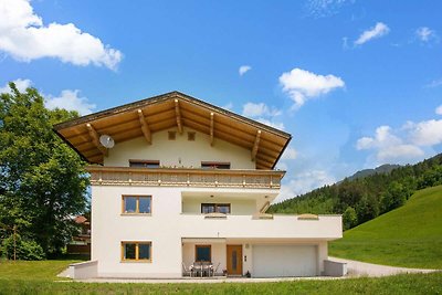 Appartement in Hart im Zillertal met uitzicht