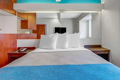 1 tweepersoonsbed (queensize) | Suite, Nsmk