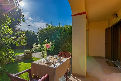 Modern appartement in Guidonia met tuin