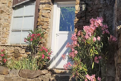 Charmantes Haus mit Swimmingpool.