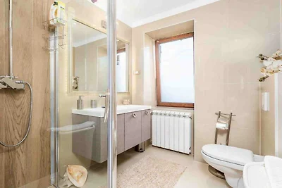 Modern Comfort  - One Bedroom Apartment...