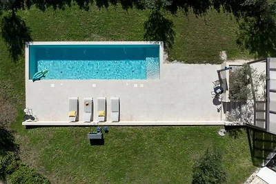 Casa Vesta mit Pool