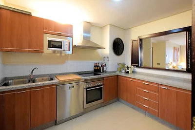 Moderne Wohnung in Ojén mit Schwimmbad