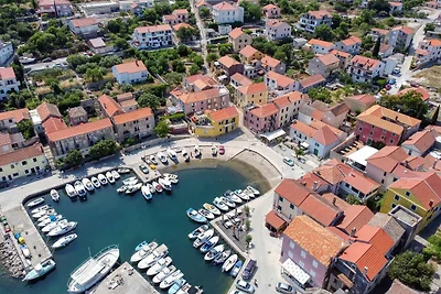 Ferienhaus in Sali mit Meeresstrand