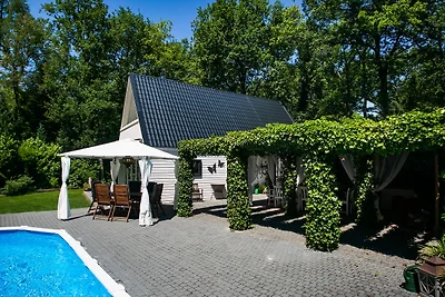 Villa a Wateren con terrazza coperta