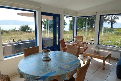 Villa in Le Faou met Uitzicht op Zee