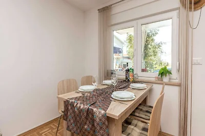 Apartments Lilly - Two Bedroom Apartment with...