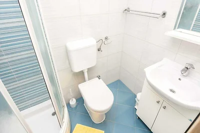 Holiday Home Marinela - Four Bedroom Holiday ...