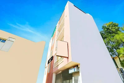 Hotel O Sektor 45, ehemals Manyavar