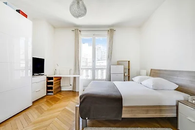 Ruim appartement met 1 slaapkamer en 4 plaats...