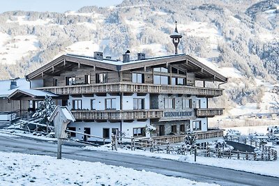 Abgeschiedenes Bauernhaus in Tirol in...