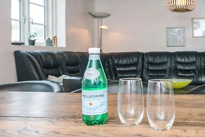 8 osob apartament w Hemmet