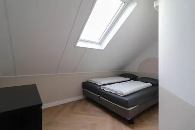 Eleganter Bungalow am Wasser für 6 Personen