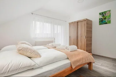 Apartment Josipa- Two-Bedroom Apartment