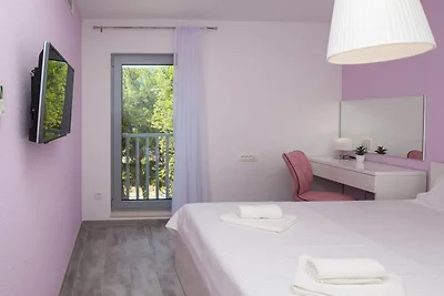 Apartments Dva Galeba - Standard One Bedroom ...