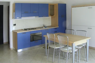 Appartamento a Castellaro con giardino