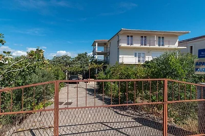 Ferienwohnung mit 2 Schlafzimmer