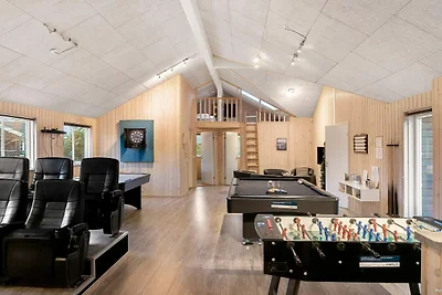 Luxusvilla mit Pool -- By Traum...