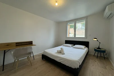 Casa tranquilla con terrazza e parcheggio