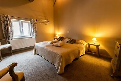 Villa in Coo mit Innenpool, Sauna