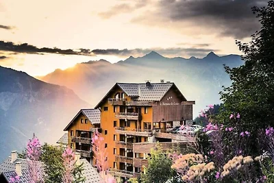 Wohnung in Puy Saint-Vincent mit Pool