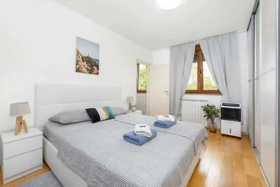 Villa mit Pool in Stancia San Antonio