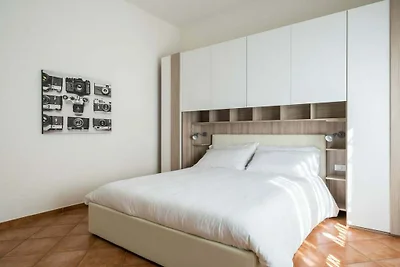 Wohnung in Bologna mit Balkon und Parken