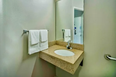 Studio 6 Bakersfield_2 Volledige Bedden |...