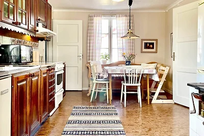 4 persone case ad VIMMERBY-By Traum