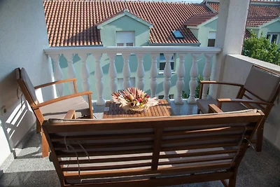 Kastel Gomilica Cozy and Stylish Apartments n...