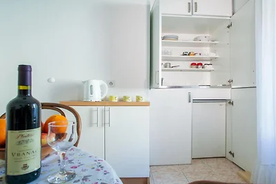 One Bedroom Apartment 3