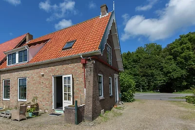 ﻿Authentisches Bauernhaus in Strandnähe