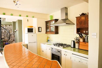 Altes Schulhaus, Clifden