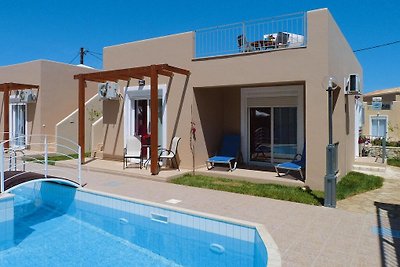 Villa in Nopigia with private pool