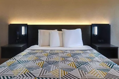 1 Kingsize-Bett | Nichtraucher, Kühlschrank m...
